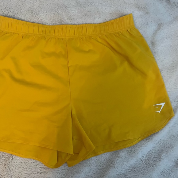 Gymshark Essential Loose Training Shorts - Yellow XL - Picture 6 of 7